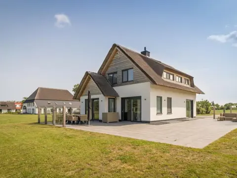 Luxe villa met unieke wellness ruimte nabij de Cocksdorp en vuurtoren