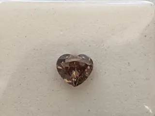 Diamant - 0.57 ct - Hart - fancy oranjeachtig bruin - VS2