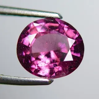 1 pcs Roze Spinel - 2.76 ct