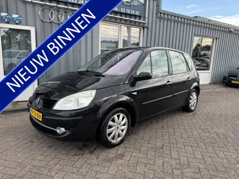 Renault Scénic 1.6-16V Privilège Comfort (bj 2007)