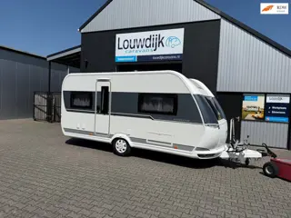 Hobby Excellent 460 UFE ’20 (Fransbed, Rondzit)