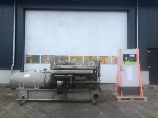 MWM RHS 618 V 16 AvK 425 kVA generatorset