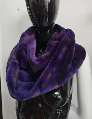Artisan Furrier - Nerts Bontjas, Sjaal, Stola - Gemaakt in: