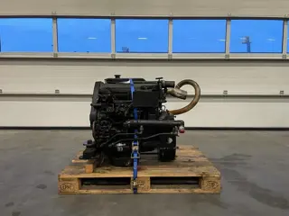 Iveco fiat 8141 Diesel Motor 4 cilinder 53 kW / 74 PK Diesel Engine