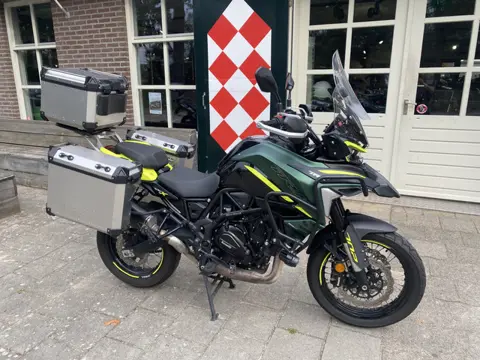 Benelli TRK 702 X ABS (bj 2024)