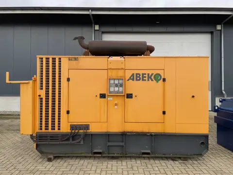 Volvo TWD1010G Stamford 300 kVA Silent generatorset