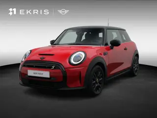 MINI Electric Classic + Achteruitrijcamera + Sportstoelen + 16''