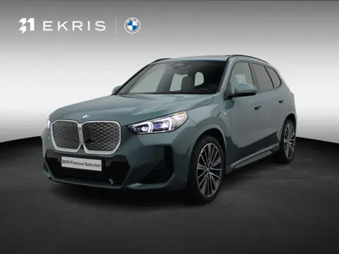 BMW iX1 eDrive20 M Sportpakket | SoH 97.1% | Innovation Pack | Comfort Pack | Travel Pack | Trekhaak