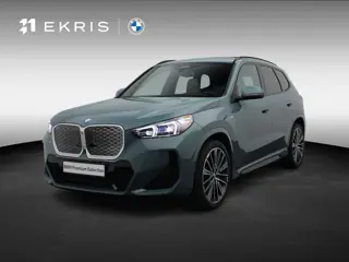 BMW iX1 eDrive20 M Sportpakket | Innovation Pack | Comfort Pack | Travel Pack | Trekhaak | Panoramad
