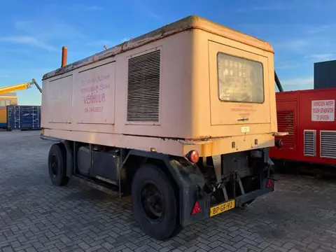 Deutz F12M 716 Bredenoord AEG 250 kVA Silent generatorset op aanhanger