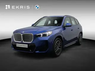 BMW iX1 xDrive30 M Sportpakket | Innovation Pack | Comfort Pack | Trekhaak | Elektrisch Verstelbare 