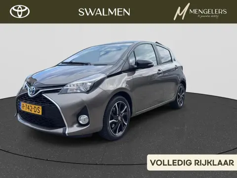 Toyota Yaris 1.5 Hybrid Dynamic Bi-Tone | Rijklaar | All Season Banden | Cruise Control |