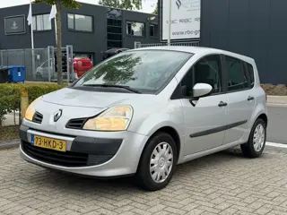 Renault Grand Modus 1.2 TCE 101PK Airco NAP (bj 2009)