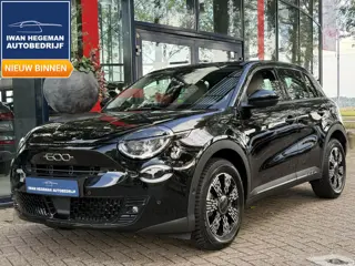 Fiat 600 1.2 Hybrid | ECC | PDC + Camera | LM Velgen | Stoelverwarming | Apple CarPlay/Android Auto 