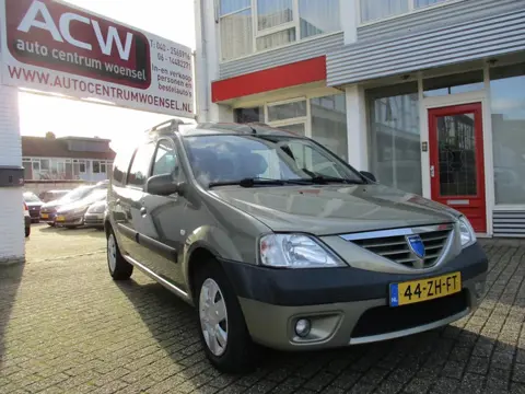 Dacia Logan MCV 1.6 16V Lauréate