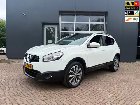 Nissan Qashqai 2.0 4WD Connect Edition | Panoramadak | Navigatie | Trekhaak