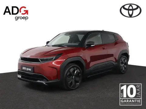 Toyota Urban Cruiser Executive 61 kWh | Panoramadak | JBL Audio | Stoel en stuurwiel verwarming |