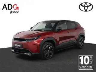 Toyota Urban Cruiser Executive 61 kWh | Panoramadak | JBL Audio | Stoel en stuurwiel verwarming |