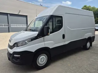 Iveco Daily 35S12V 2.3 l2h2 zeer mooie bus 3500kg trekhaak mog. 352 H3 L