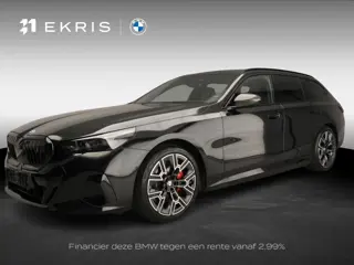 BMW i5 Touring xDrive40 | M-Sportpakket | LED | Leder | HUD | Active cruise | Panoramadak | Trekhaak