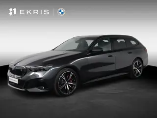 BMW i5 Touring eDrive40 M Sport Edition 84 kWh | SOH 100% | M Sportpakket Pro | Trekhaak | Innovatio