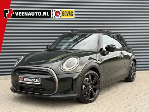 MINI 3-deurs 1.5 Cooper Resolute Pano/Leder/H&K/Camera