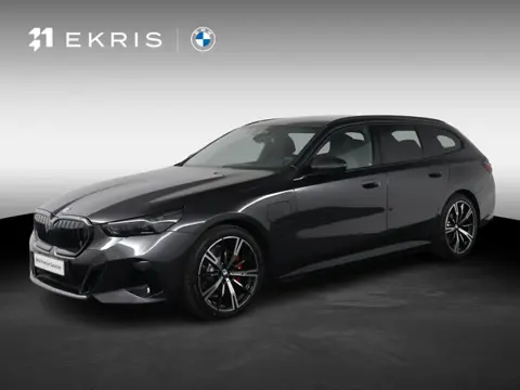 BMW 5-serie Touring 530e M Sport Edition | SOH 100% | M Sportpakket Pro | Trekhaak | Panoramadak