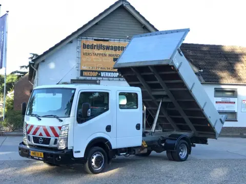 Nissan Cabstar NT400 2.5 DCi Dubbel Cabine Kipper AC