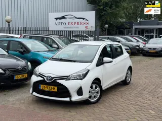Toyota Yaris 1.5 Hybrid Aspiration Aut/Airco/Cruis/Navi/Camra/Nap/Nieuw Apk