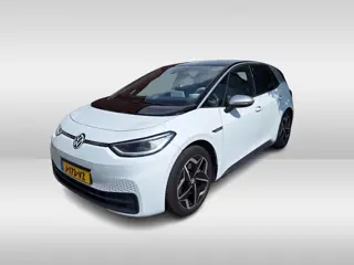 Volkswagen ID.3 First Plus 58 kWh / Camera / Keyless / Matrix LED / Interieurvoorverwarming / 19'' /