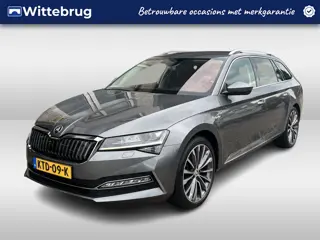 Škoda Superb Combi 1.4 TSI iV Laurin & Klement / AUTOMAAT/ 218 PK/ CANTON AUDIO/ CAMERA/ DCC/ CRYSTA