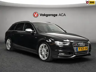 Audi S4 Avant 3.0 TFSI S4 quattro // LEDER // PANORAMADAK // NAVI // PDC V&A // KEYLESS //B&O
