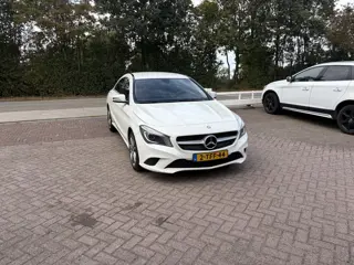 Mercedes-Benz CLA-Klasse 180 Ambition AUTOMAAT CAMERA PDC CARPLAY