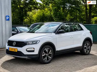 Volkswagen T-Roc 1.0 TSI Style / Zwart dak / CarPlay / Camera / PDC V+A