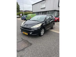Peugeot 207 SW 1.4 VTi XS Airco,Panorama dak. Goed rijdende SW met een Apk keuring t/m 08-03-2027