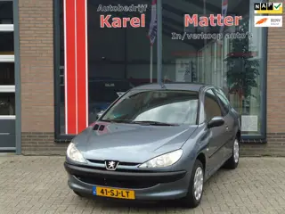 Peugeot 206 1.4 One-line *APK T/M 28-08-2027*