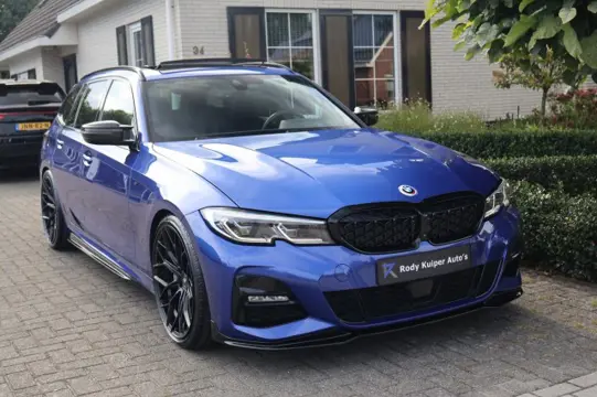 BMW 3-SERIE 330e Touring M Sport (292pk) Wheelforce/M340i Look/Laser/Panodak/Helix Geluidsysteem