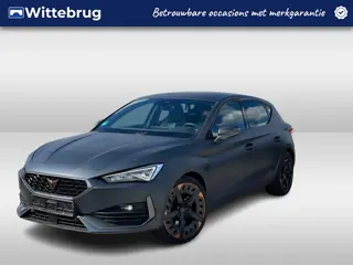 CUPRA Leon 1.4 e-Hybrid 245pk Performance DSG Automaat / Navigatie / Full LED / LM 19 inch / Camera 
