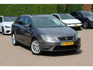 SEAT Leon ST 1.2 TSI Style First Edition / Leer&Alcantara / Navigatie / Parkeerhulp V+A / 17'' / Spo