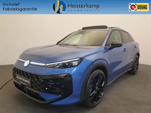 Volkswagen T-Roc 1.5 eTSI 150pk DSG/AUT R-Line Wegklapbare trekhaak, Panoramadak, IQ.Light