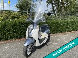 SYM Mio 50 Scooter Windscherm Hoog BETAAL met in3