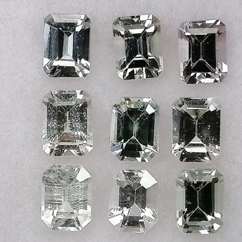 9 pcsGele Saffier - Groen - 2.42 ct