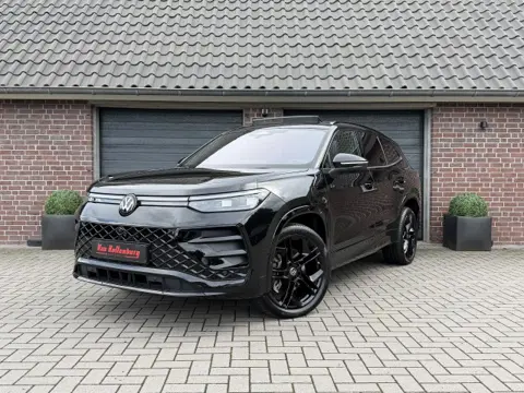 VOLKSWAGEN TAYRON 1.5 HYBRID R-LINE BLACK PANORAMA MASSAGE STOELVENTILATIE