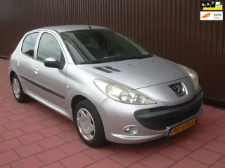Peugeot 206 + 1.4 XS