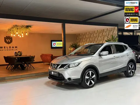 Nissan Qashqai 1.2 Connect Edition|NAP|NL Auto|Keyless|Pano|360 Camera|Trekhaak|Allseason|Garantie|R