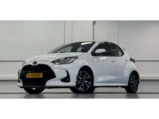 Toyota Yaris 1.5 Hybrid Dynamic 100% Onderhouden Camera Clima
