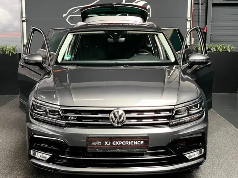 Volkswagen Tiguan 2.0 TSI 4Motion Highline R-LINE 180 PK NAVI TREKH LED
