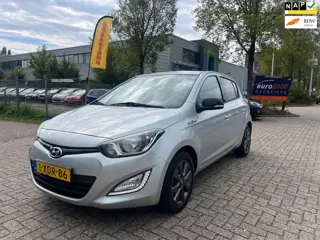 Hyundai I20 1.2i Go! - LMV - PDC - CRUISE - AIRCO - NETJES