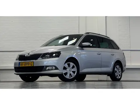 Skoda Fabia Combi 1.0 TSI Ambition Carplay/Android Auto Garantie Mooi!