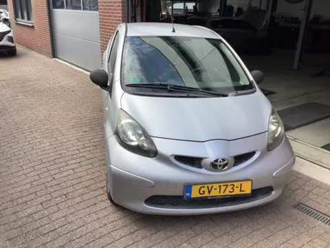 Toyota Aygo 1.0-12V nieuwe apk 10-2027